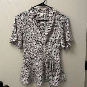 Women’s Size Medium Animal Print Blouse Business Casual Size Medium